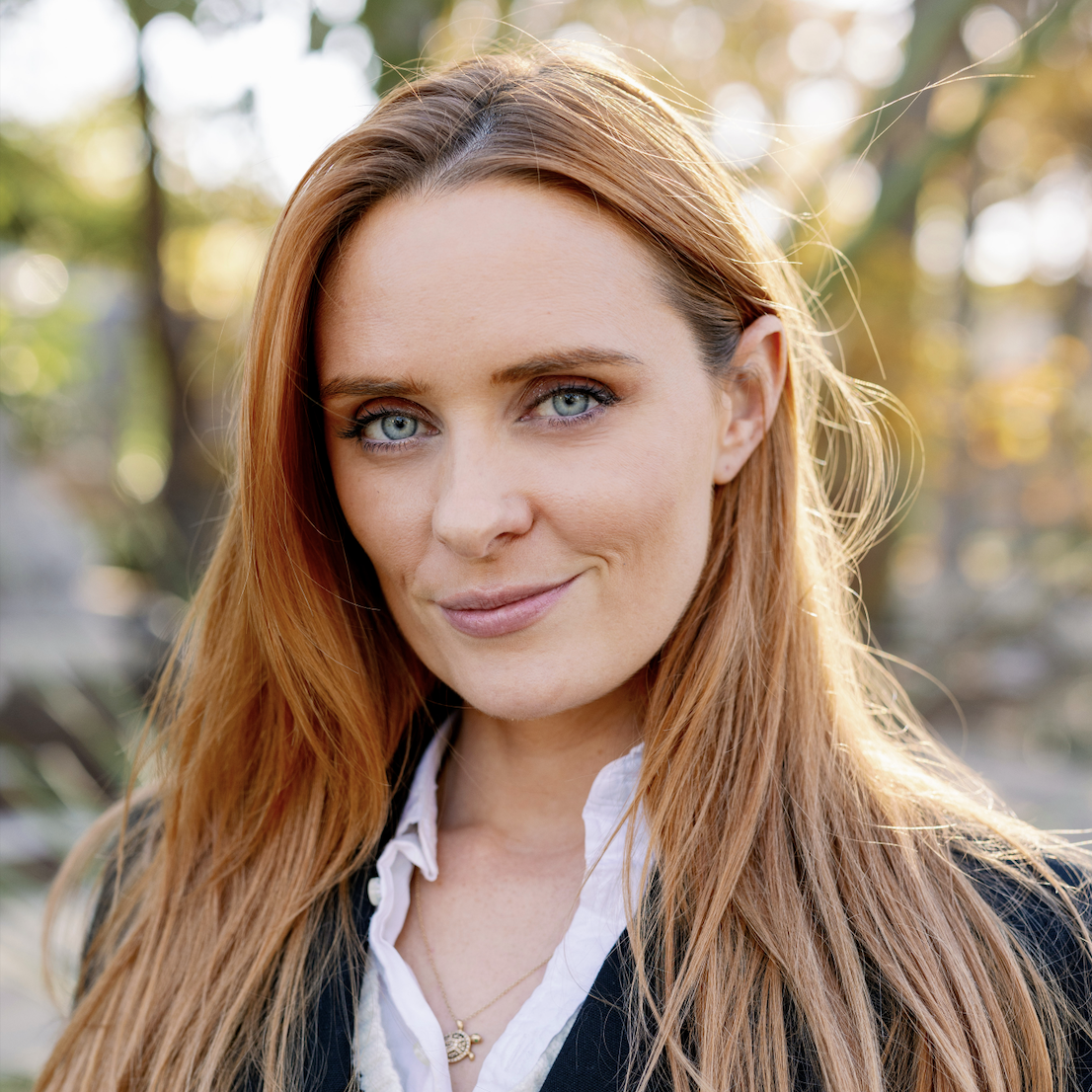 Kristiane Headshot
